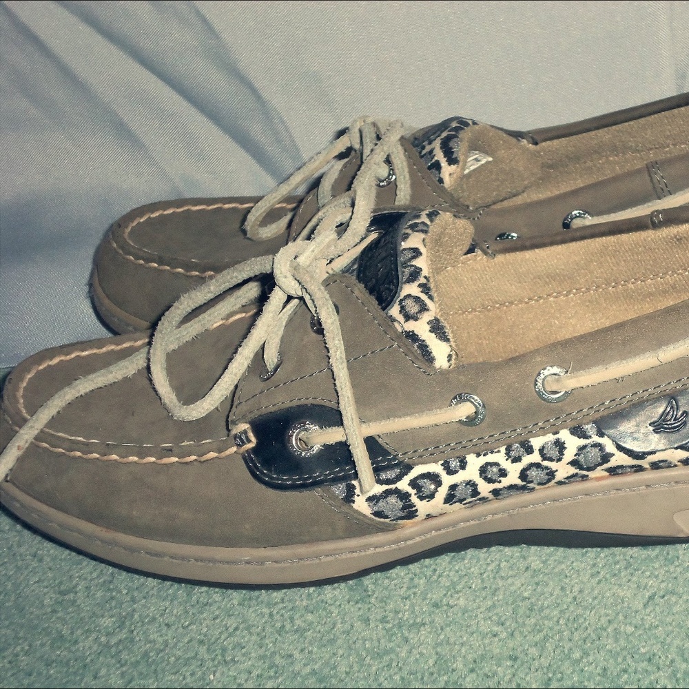 Sperry Woman's Shoes Size 9